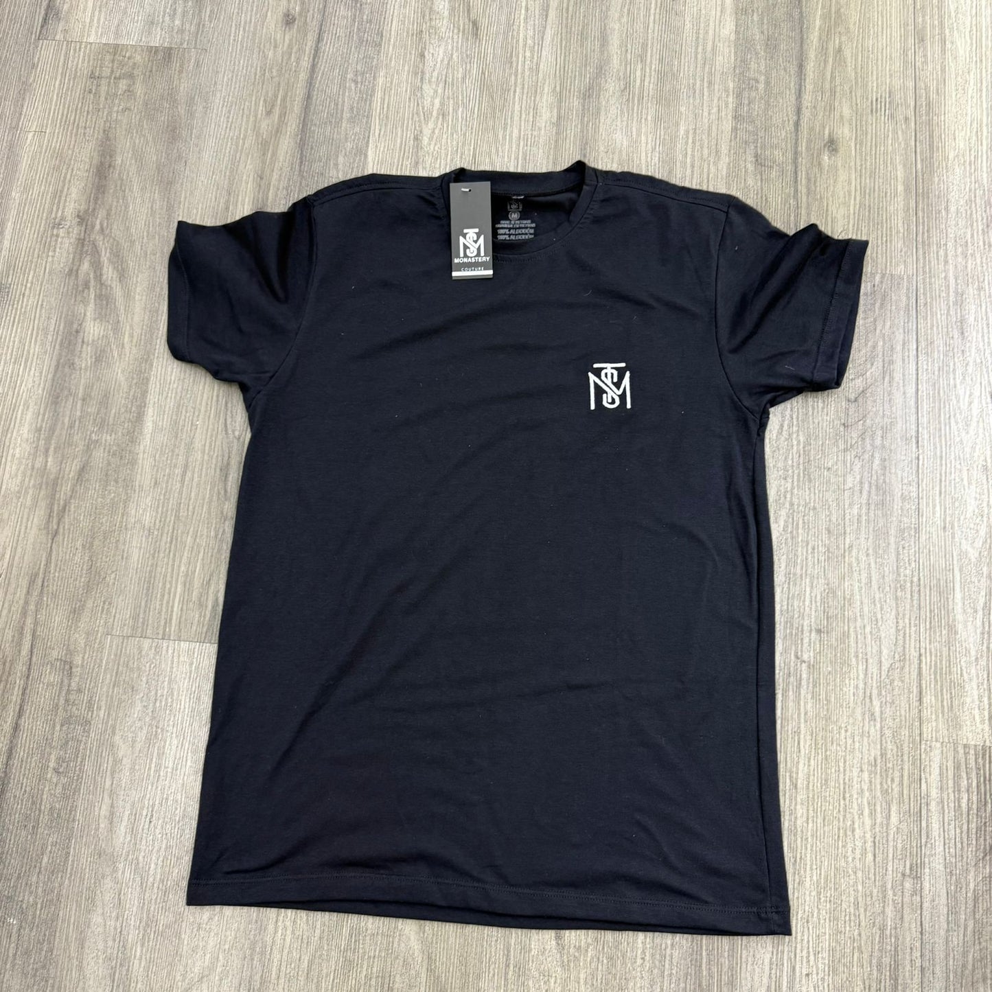 👕✨ COMBO MONASTERY – 3 Camisetas + Sandalia de Regalo 🎁!